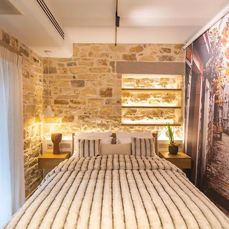 Adryades Luxry Apartments Ioannina Exterior photo