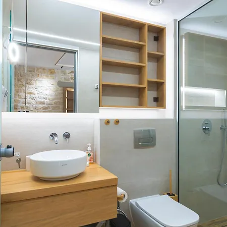 Adryades Luxry Apartments Ioannina Exterior photo