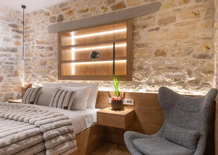 Adryades Luxry Apartments Ioannina